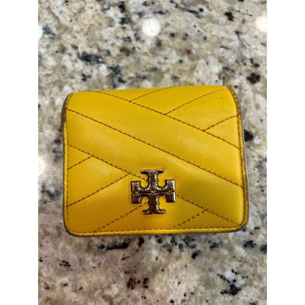 TORY BURCH YELLOW ‘KIRA’ WALLET